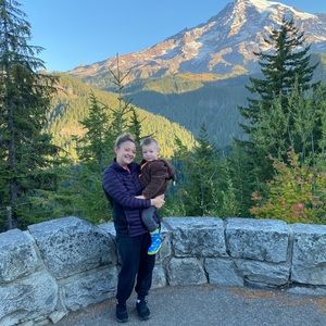 Meet your Posher, Elizabeth